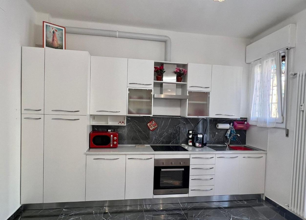 Dimora Sterlizia Zona Fiera S Donato Apartment Bologna Exterior photo